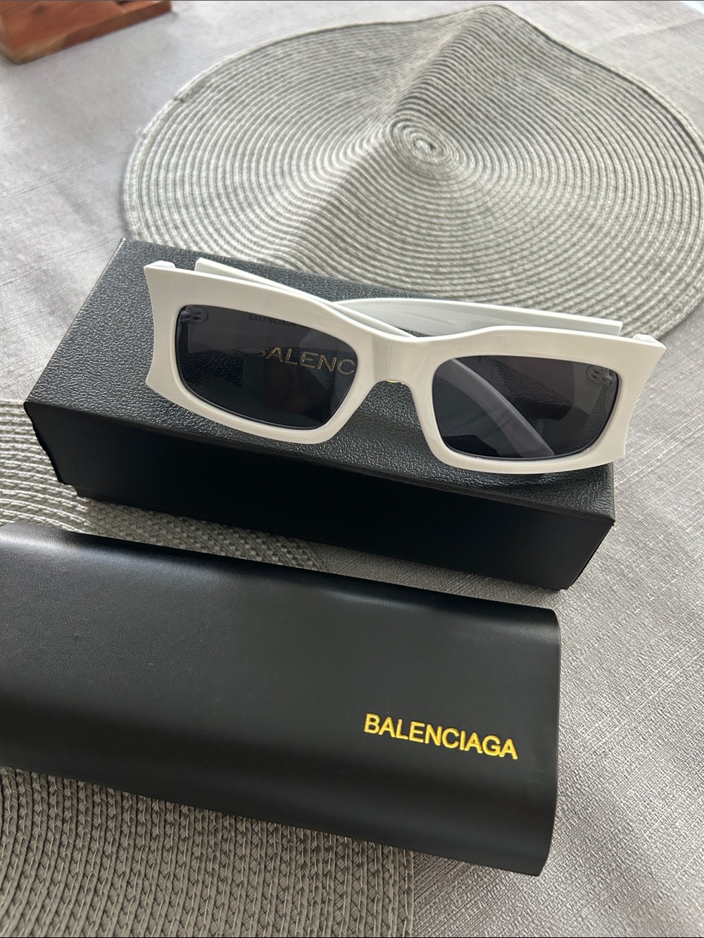 Balenciaga White Rectangular Frame Sunglasses with Dark Lenses